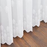 Sable Kiara hímzett bordűrös fehér fényáteresztő függöny 175 cm